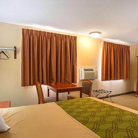 Rodeway Inn & Suites קירני מראה חיצוני תמונה