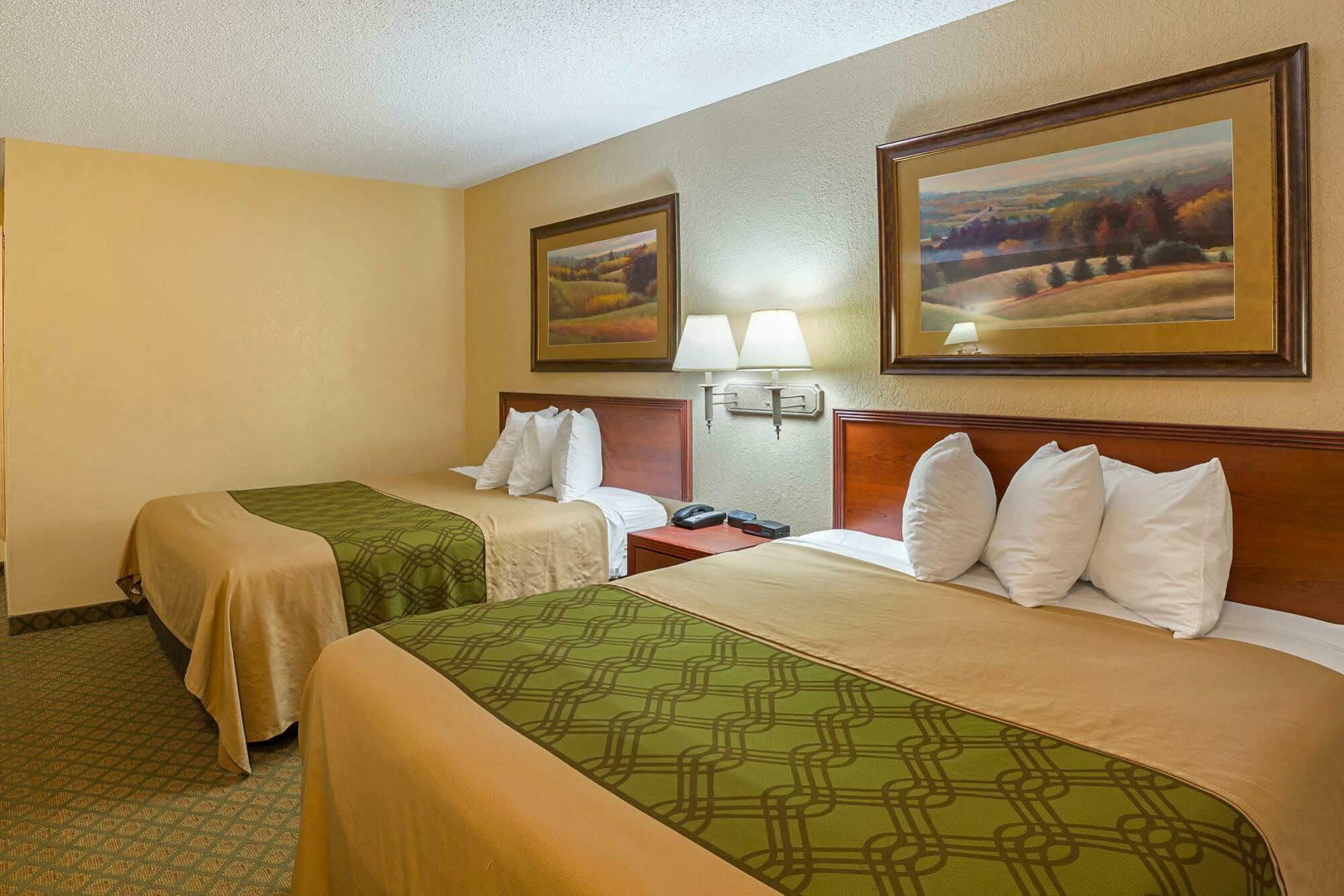 Rodeway Inn & Suites קירני מראה חיצוני תמונה